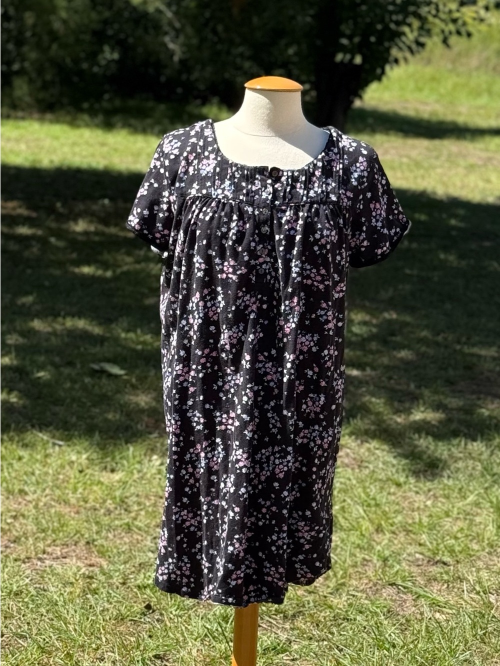 Aria Collection Black & Floral Lounge Dress Size XL (CDR0003)